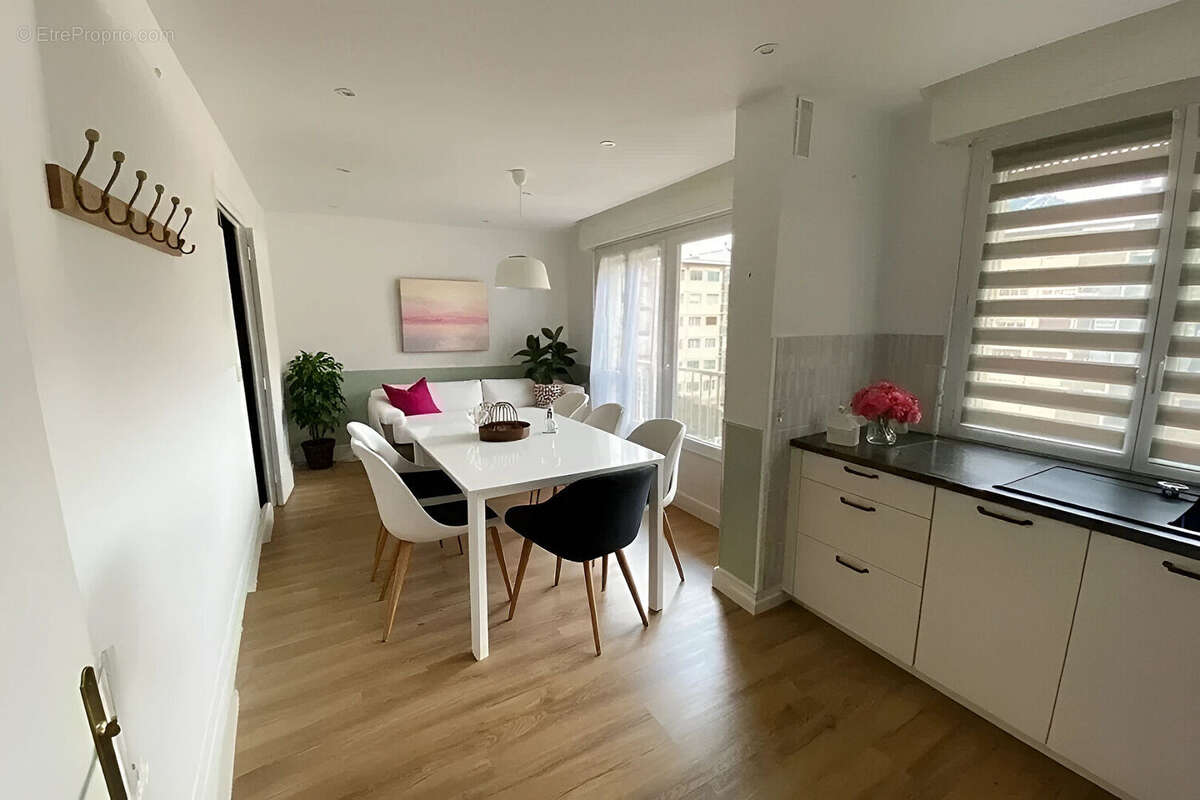 Appartement à AIX-LES-BAINS