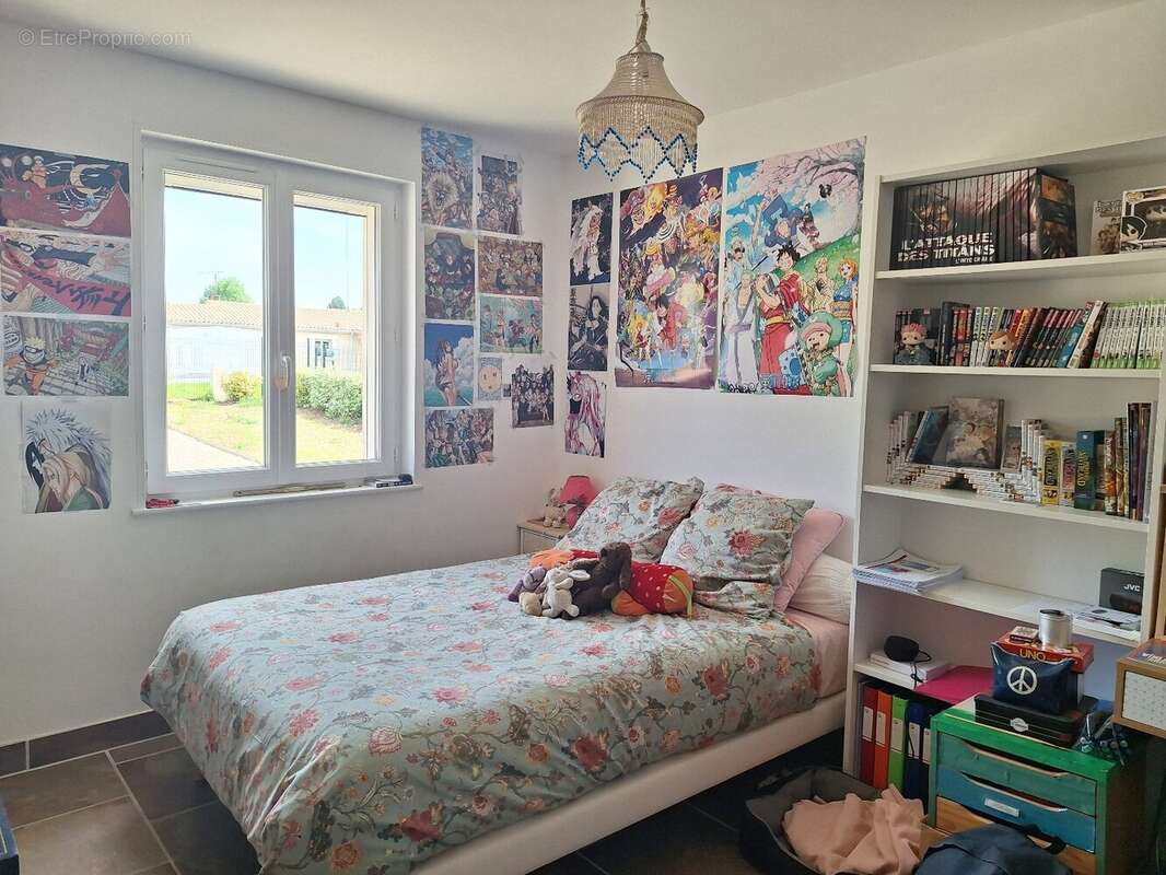 Maison 250 m² à Sainte-Severe  - photo 14