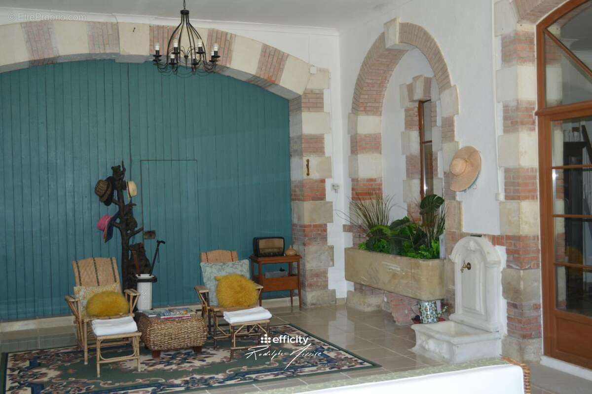 Maison à COULONGES-SUR-L&#039;AUTIZE