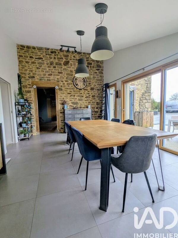 Photo 1 - Maison à SENS-DE-BRETAGNE