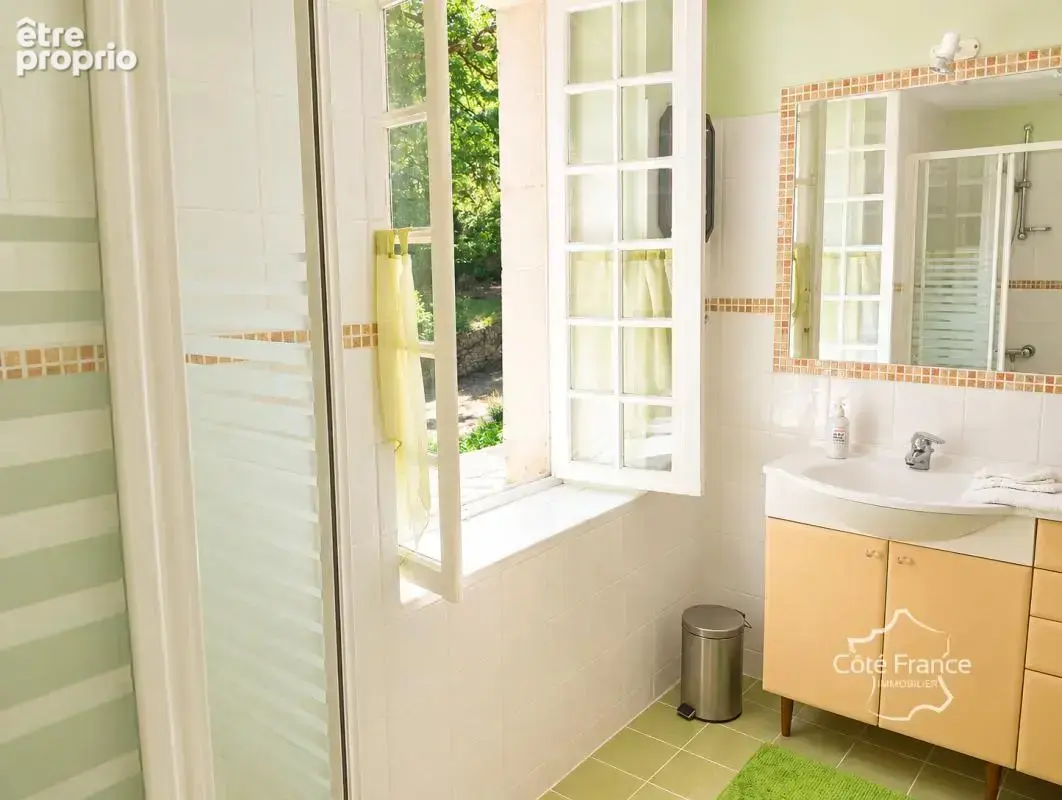 Propriété de charme 340m2 avec piscine, jacuzzi, ruisseau, 2 - photo 24