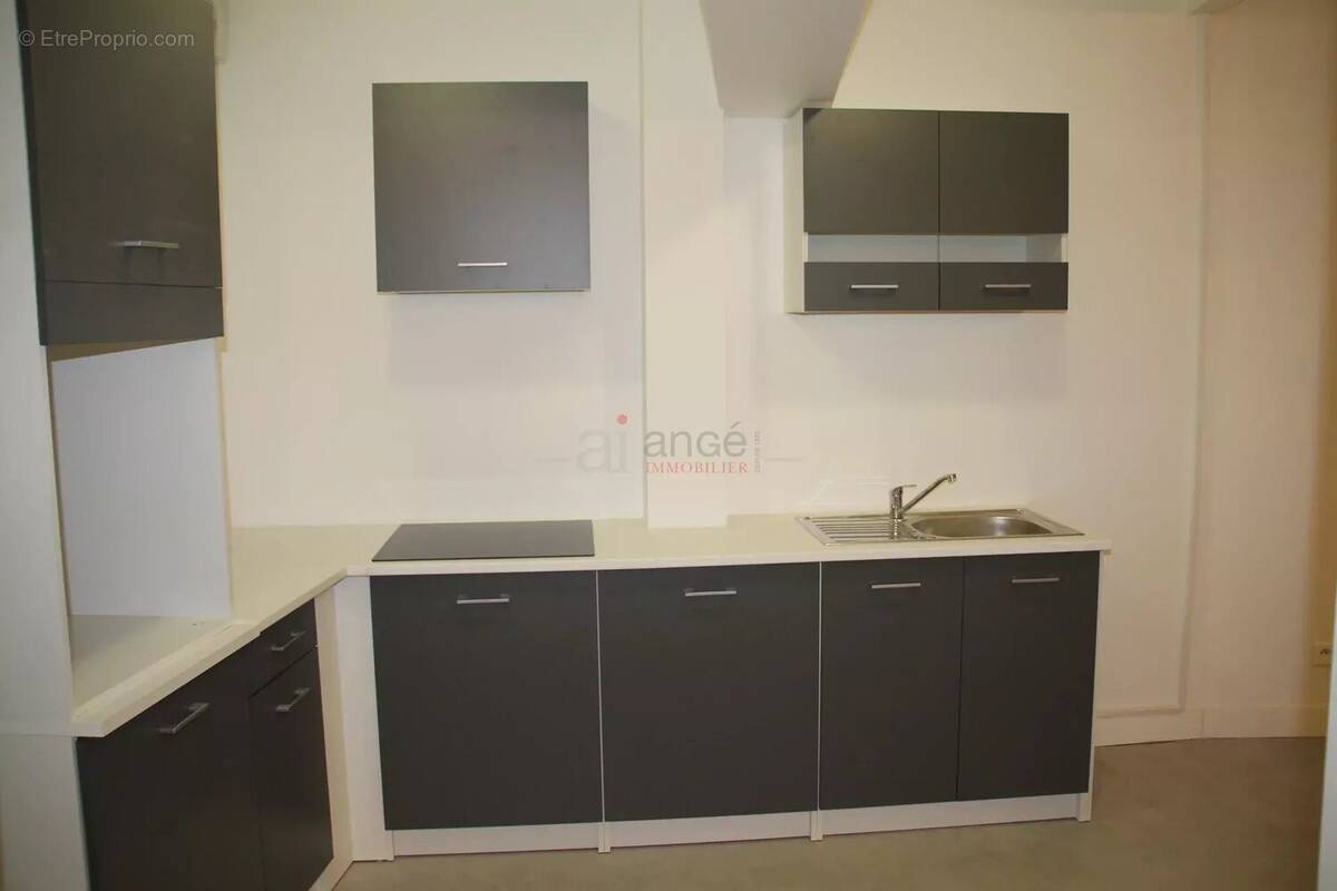 Appartement à PONT-DE-CHERUY