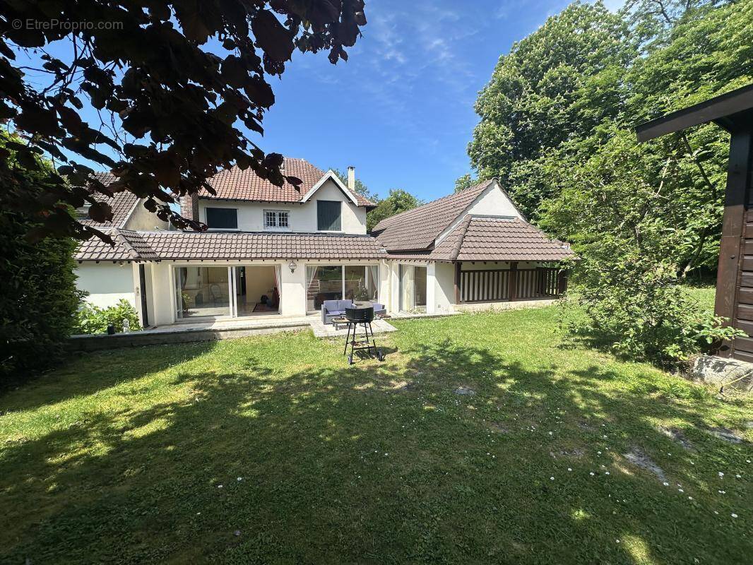 Maison à COULOMMIERS