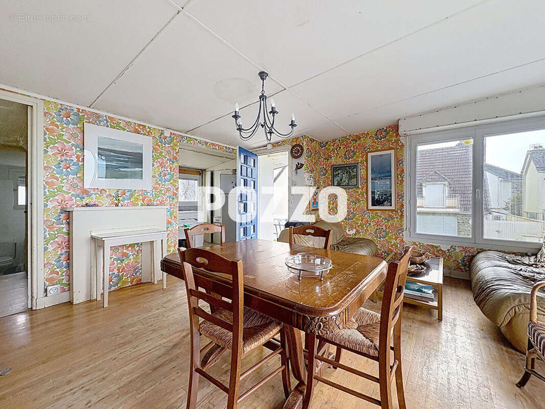 Maison à HAUTEVILLE-SUR-MER