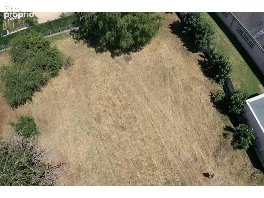 Terrain 767 m² à Voves  - photo 4