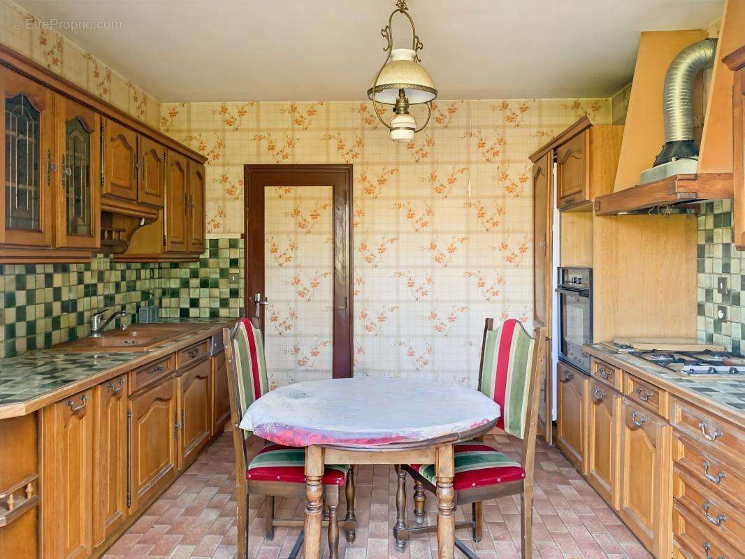 Maison à MENESTREAU-EN-VILLETTE