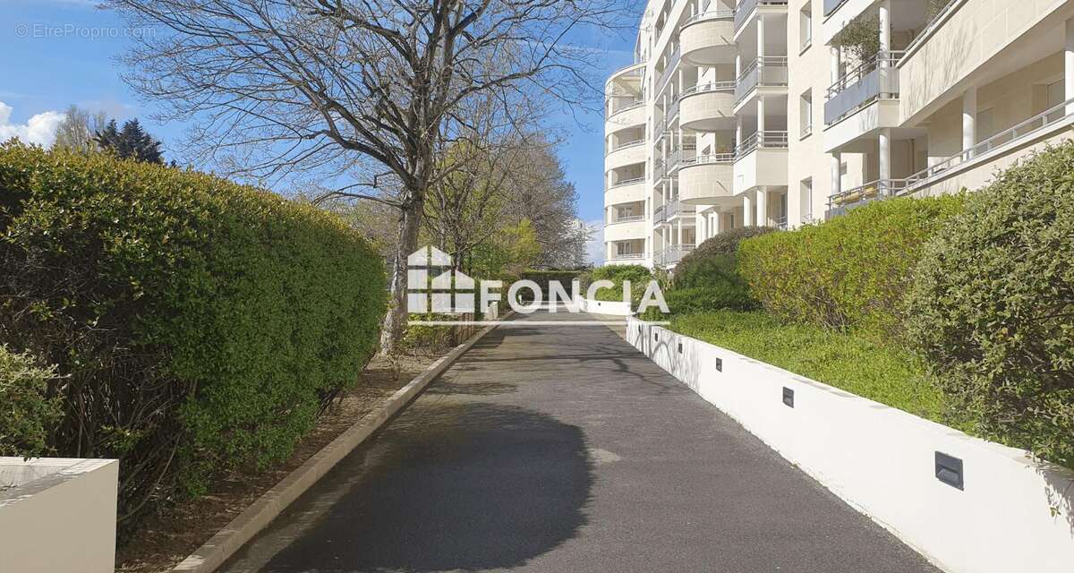 Appartement à CHATILLON