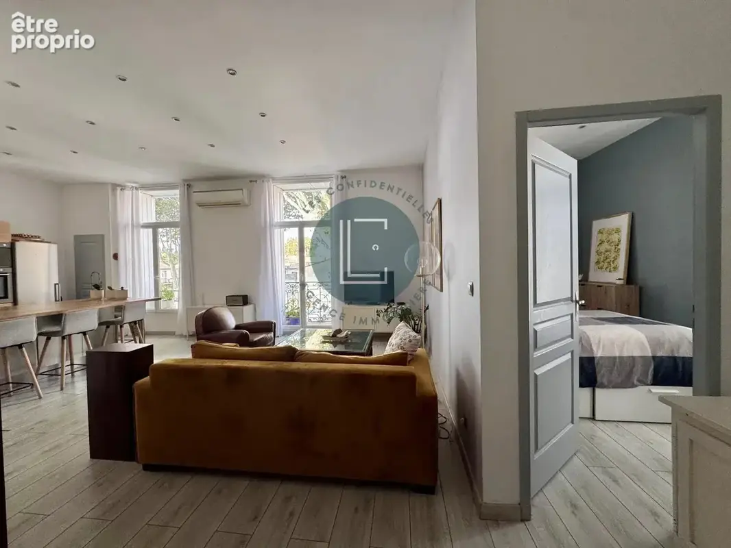 Mauguio centre - T4 89 m² de caractère avec parking privé - photo 2