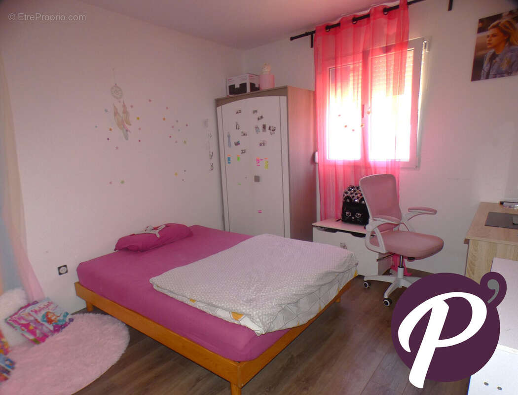 Maison 130 m² à Cours-De-Pile  - photo 6