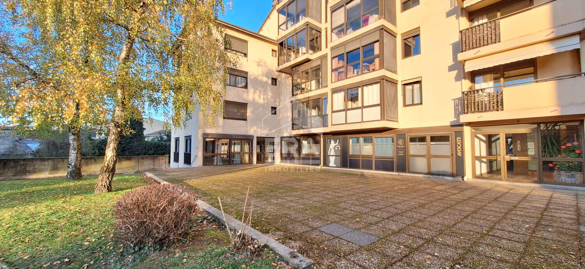 Autre à BOURG-EN-BRESSE