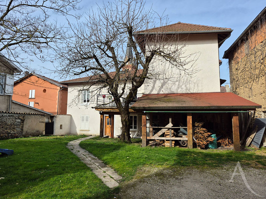 Maison à SAINT-ETIENNE-DE-SAINT-GEOIRS