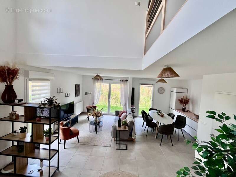 Appartement à SCIEZ