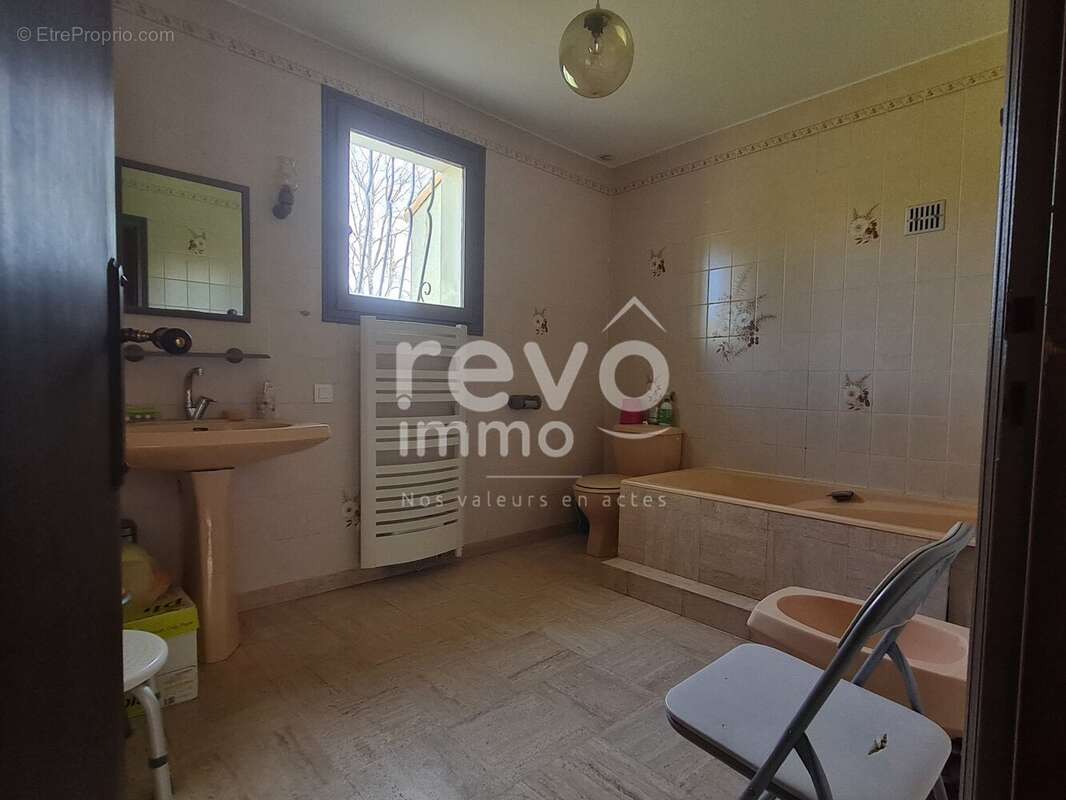 Maison à LE CELLIER