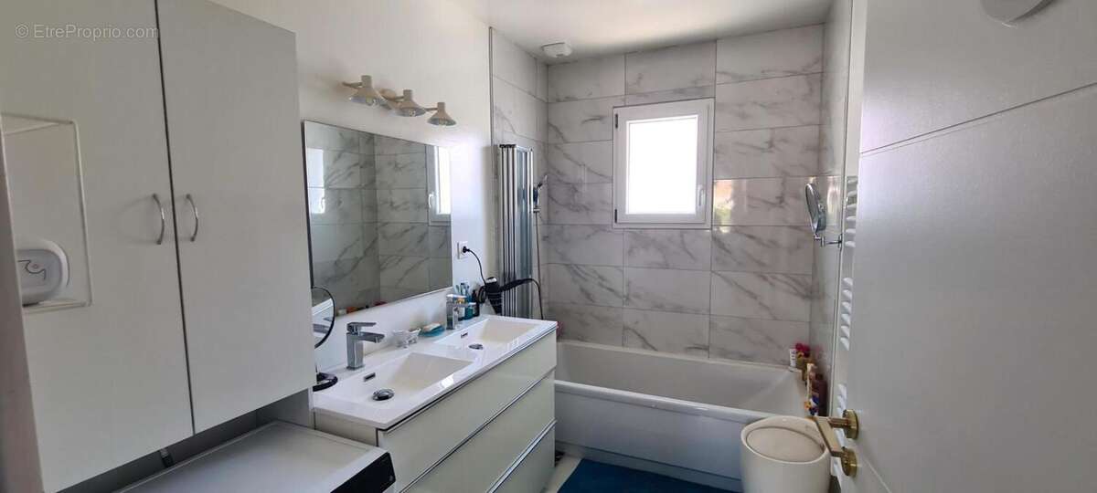 CHALLANS, Maison, 109 m2, 4 chambres, piscine - photo 13