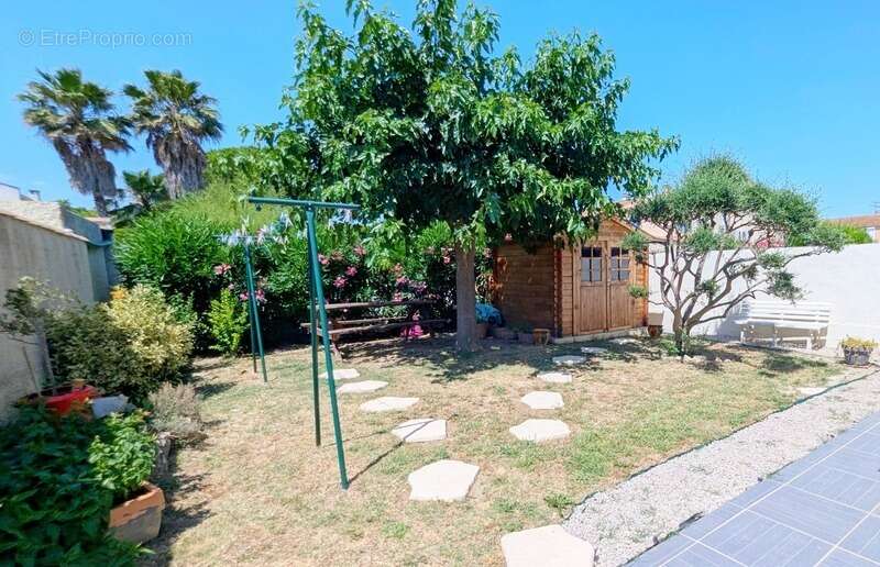 Maison à SAINT-MARTIN-DE-CRAU