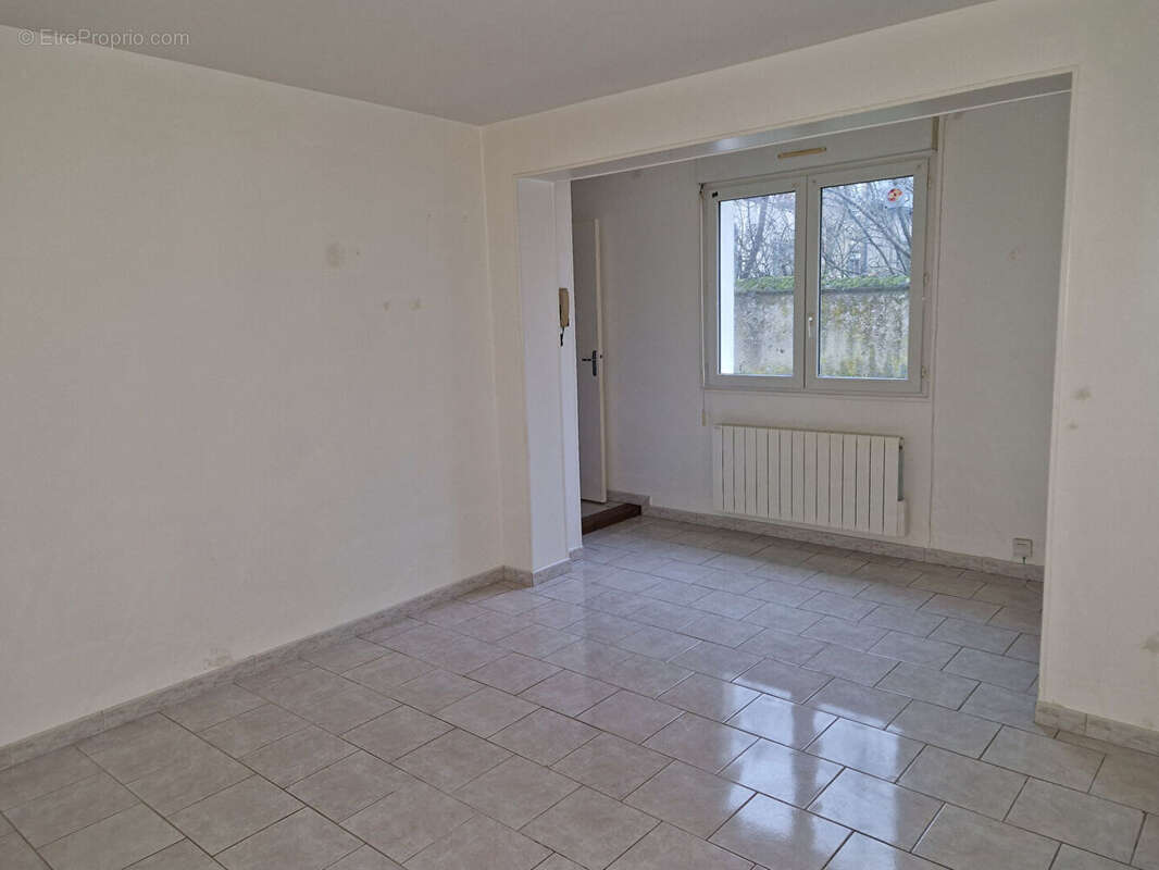 Appartement à LA LOUPE