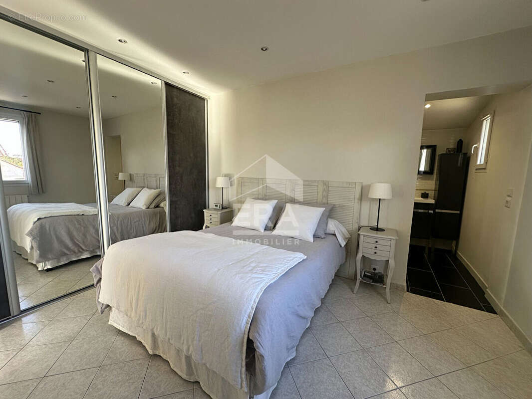 Maison à NANS-LES-PINS