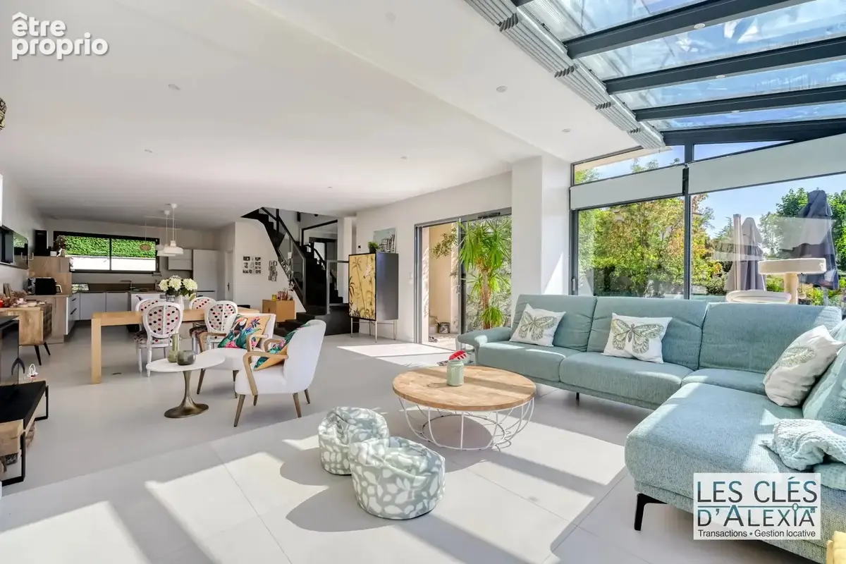 Saint-didier-au-mont-d’or — somptueuse maison contemporaine avec piscine  203 m²  terrain 2 134 m² - photo 3