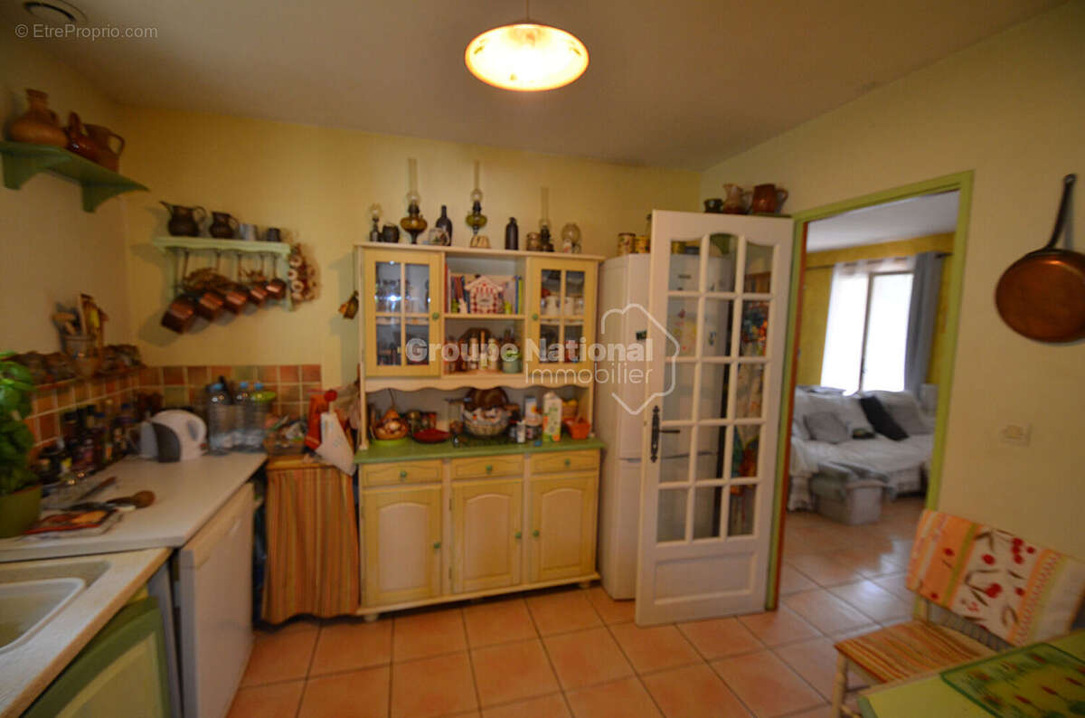 Maison à BESSE-SUR-ISSOLE