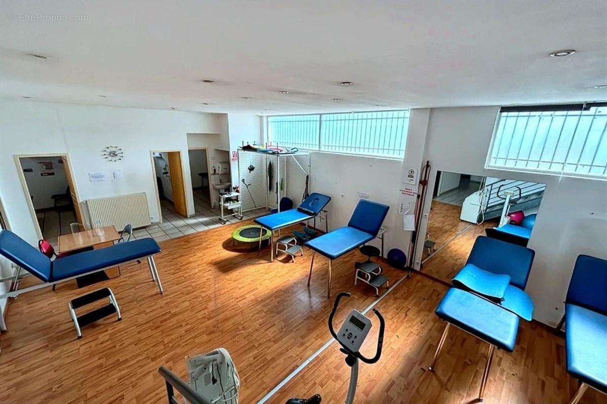 Locaux/Biens immobiliers - photo 2
