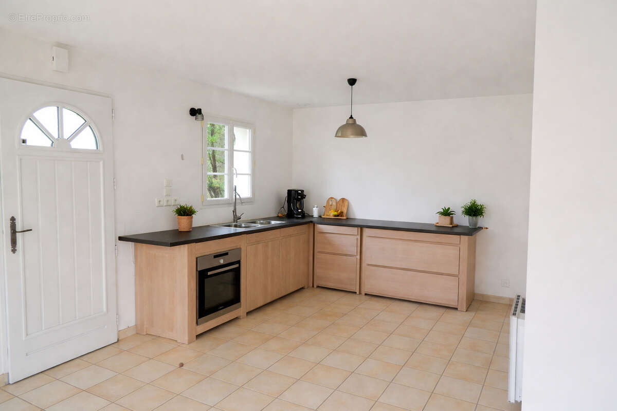 Maison à SAINTE-FLORENCE