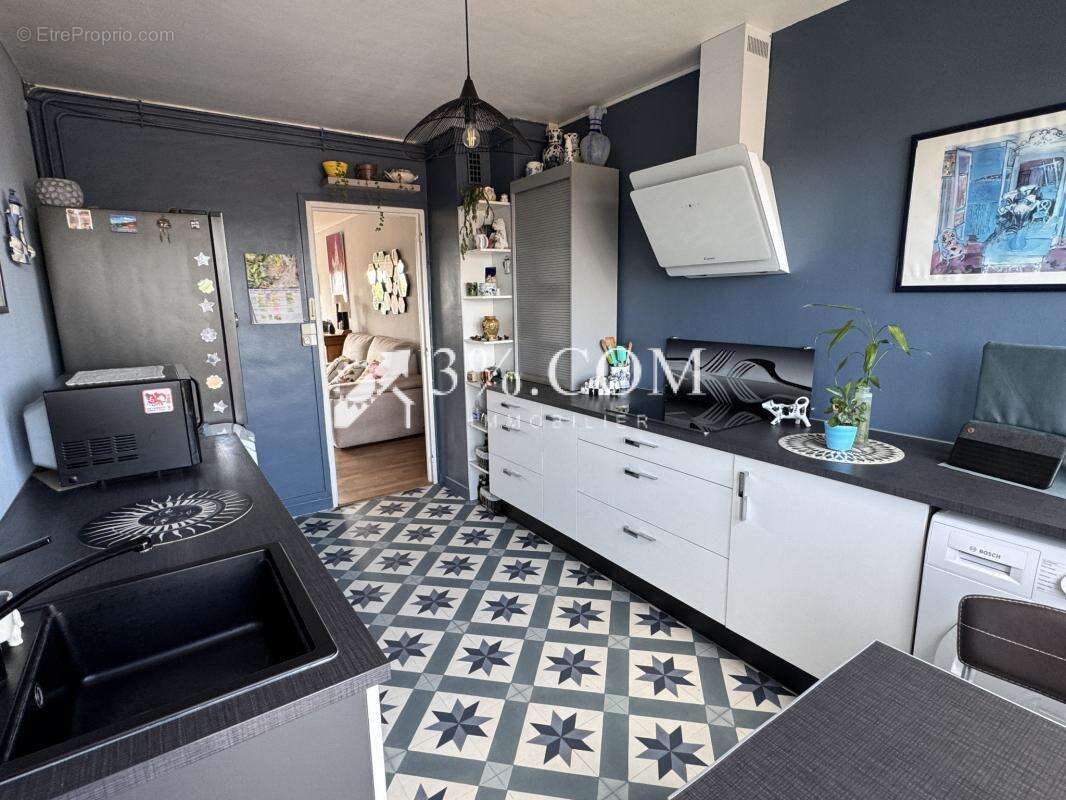 Appartement t3 avec garage, cave et balcon   hypercentre de - photo 15