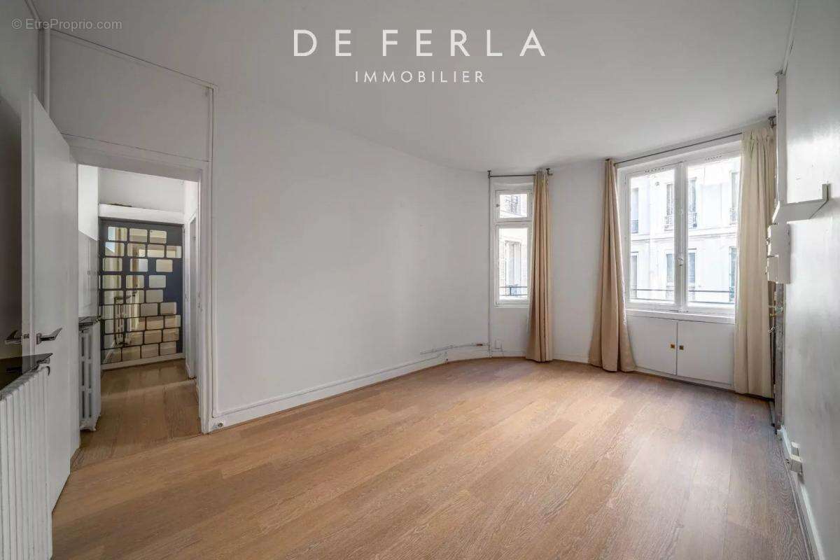 Appartement à PARIS-4E