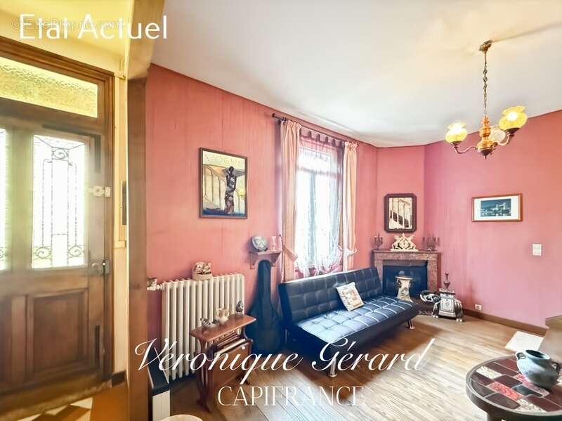 Maison à COUTRAS