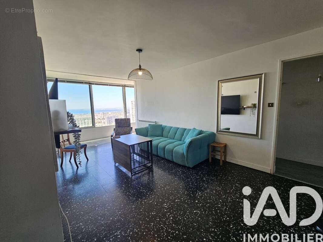 Photo 3 - Appartement à MARSEILLE-9E