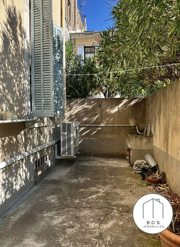 Maison 100 m² à Salon-De-Provence  - photo 3