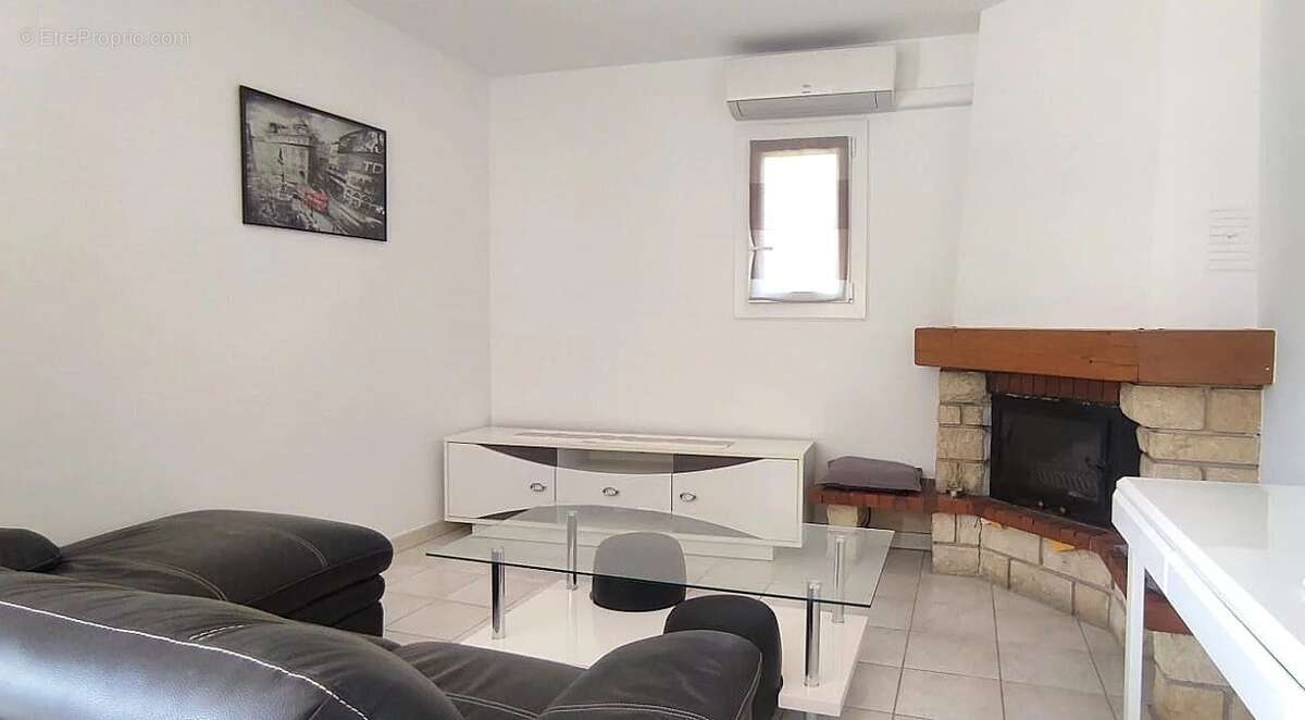 Maison à TOURRETTE-LEVENS