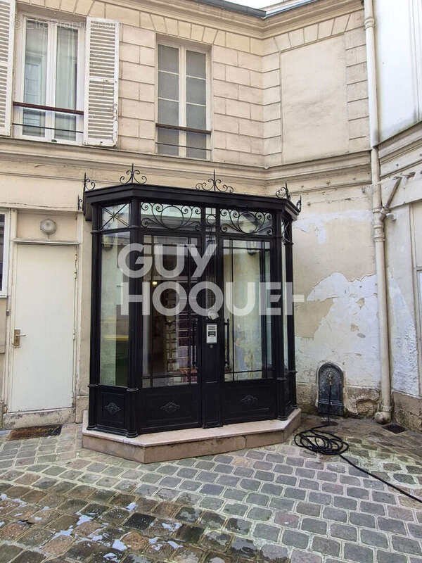 Appartement à PARIS-9E