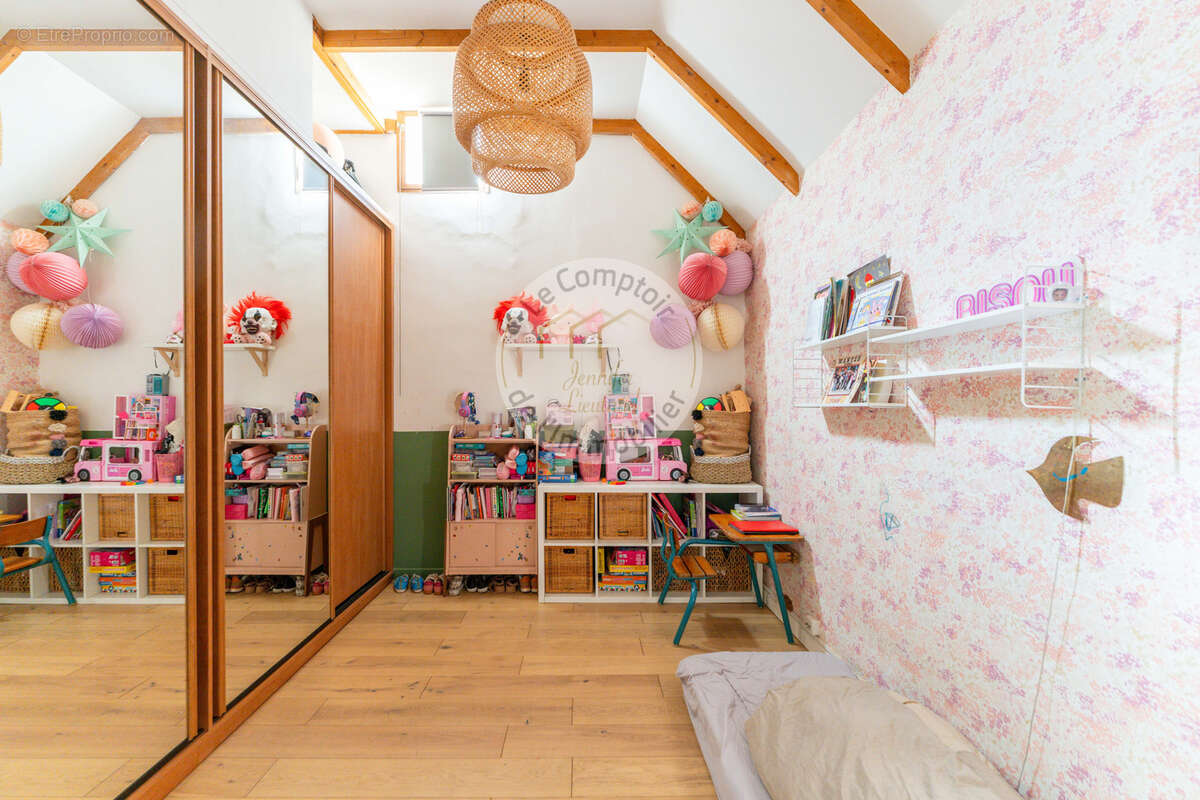 Appartement à MARSEILLE-6E