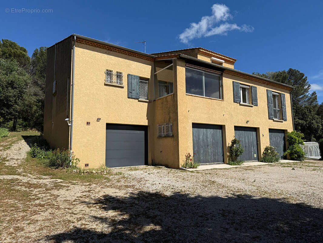 Maison à CHATEAUNEUF-DE-GADAGNE