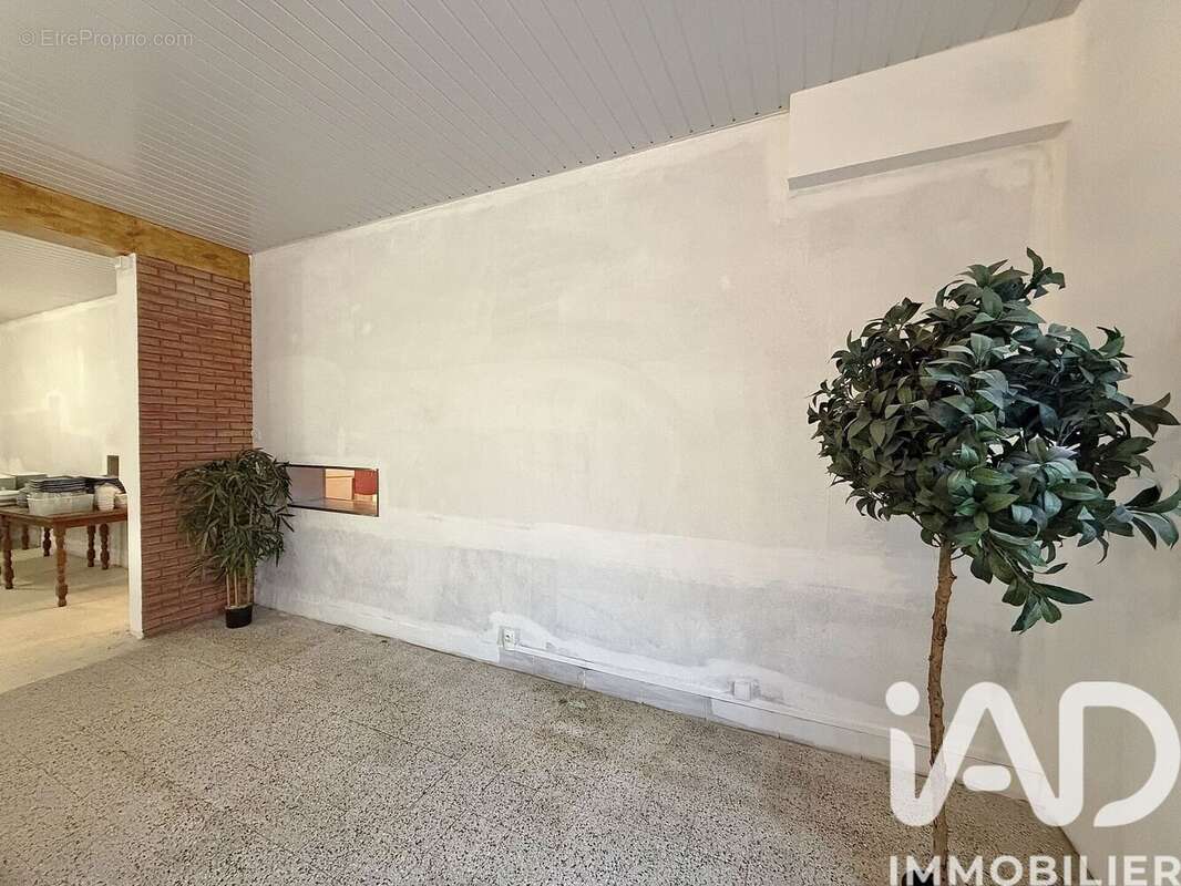 Maison 205 m² à Le Chatenet-En-Dognon  - photo 4