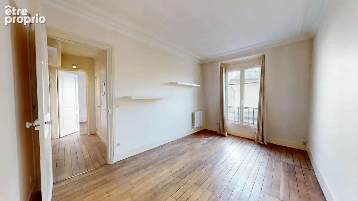 Oberkampf  2p-1ch  35m²  Charme de l'Ancien  Cave  Belle Copropriété  AVL immobilier - 01.48.44.45.40  - photo 2
