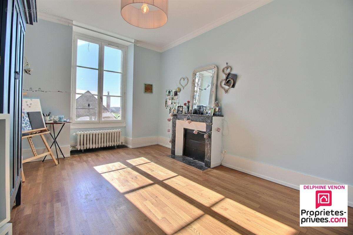 Maison à CHATEAUNEUF-SUR-LOIRE