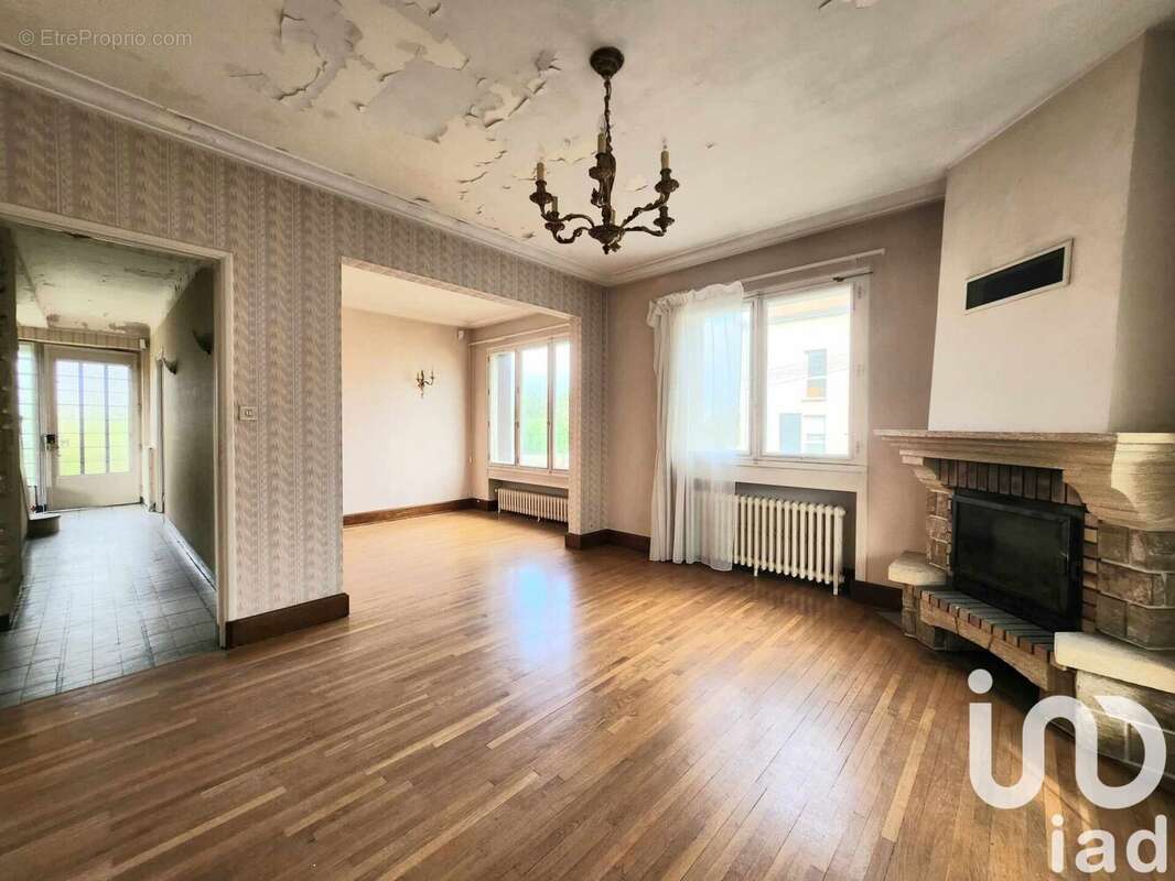 Photo 2 - Maison à POITIERS