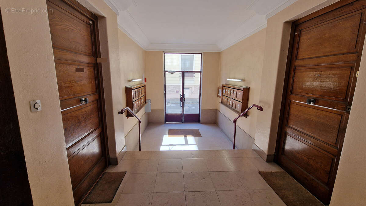 Appartement à LYON-8E