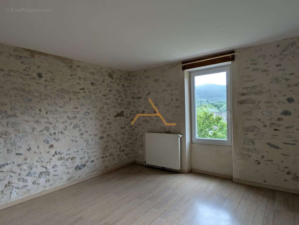 Maison à DIEULEFIT