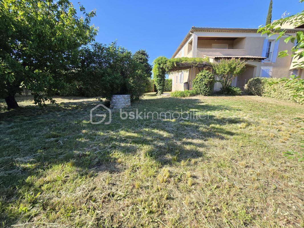 Appartement à SAINT-PAUL-TROIS-CHATEAUX