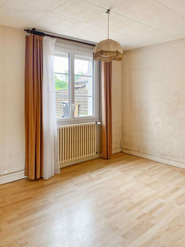 Maison à LAMOTTE-BEUVRON