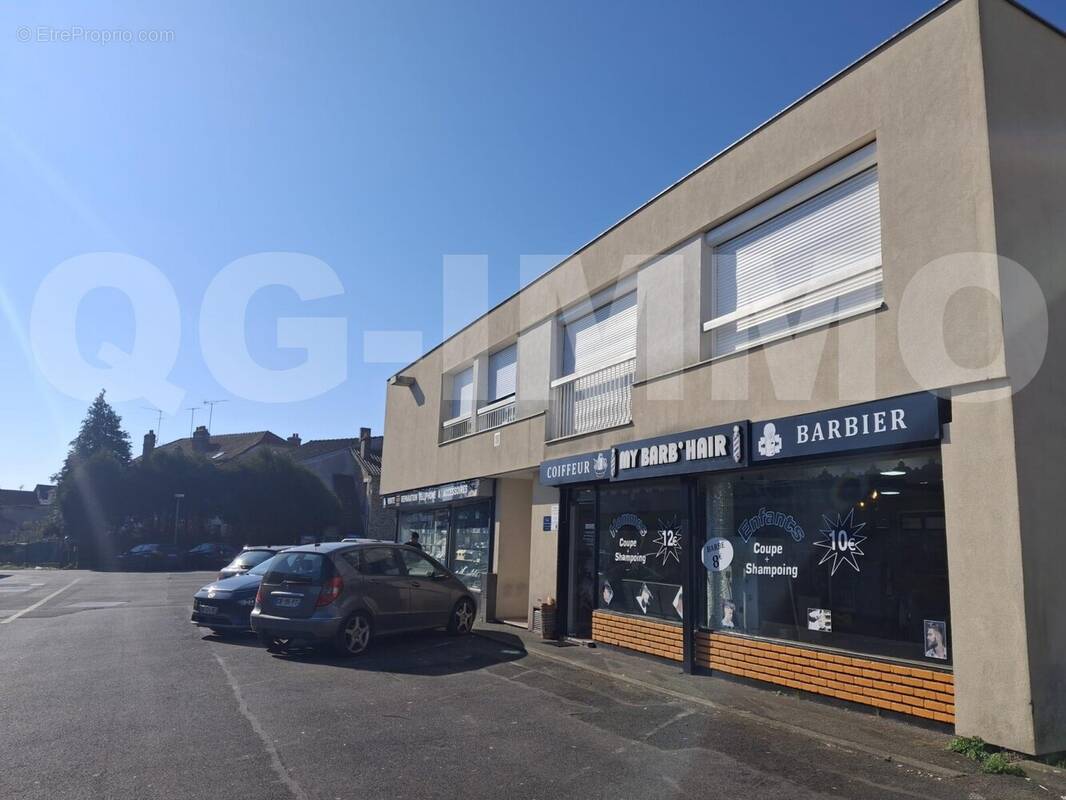 1 - Commerce à GRETZ-ARMAINVILLIERS