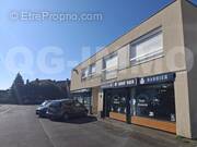 1 - Commerce à GRETZ-ARMAINVILLIERS