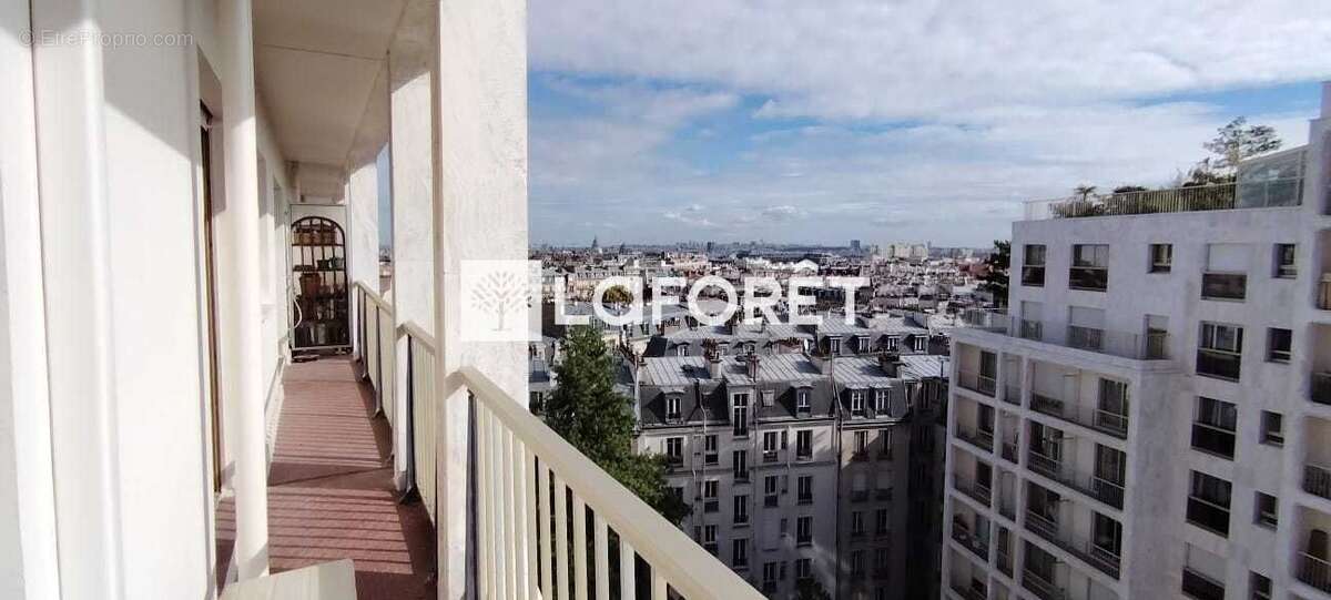 Appartement à PARIS-14E