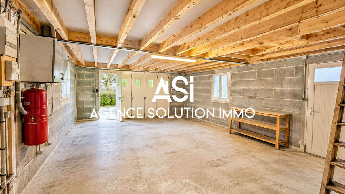 Maison de caractère avec dépendances sur 9 420 m² ? Ambrières-les-Vallées - photo 13