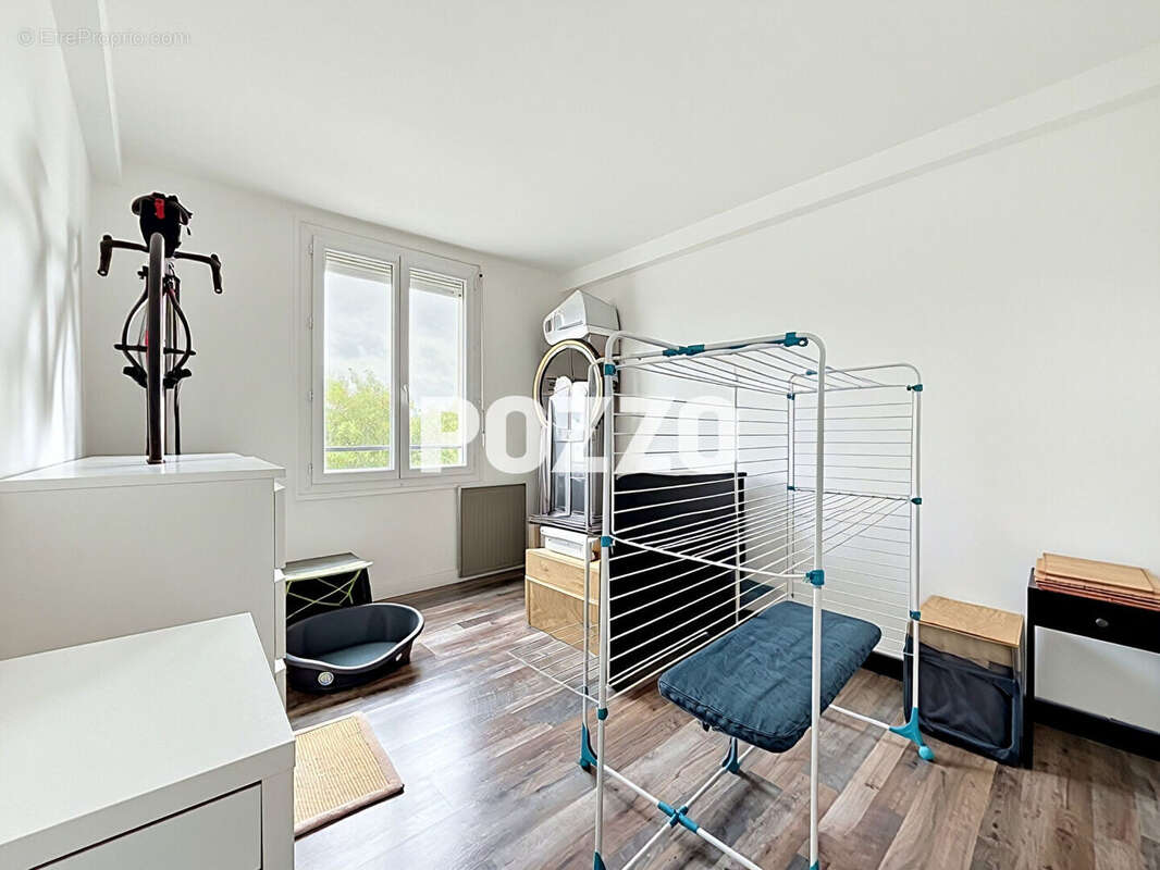 Appartement à DONVILLE-LES-BAINS