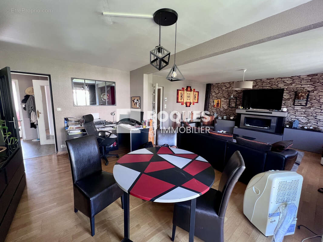Appartement T3 avec parking et balcon à Millau - photo 2