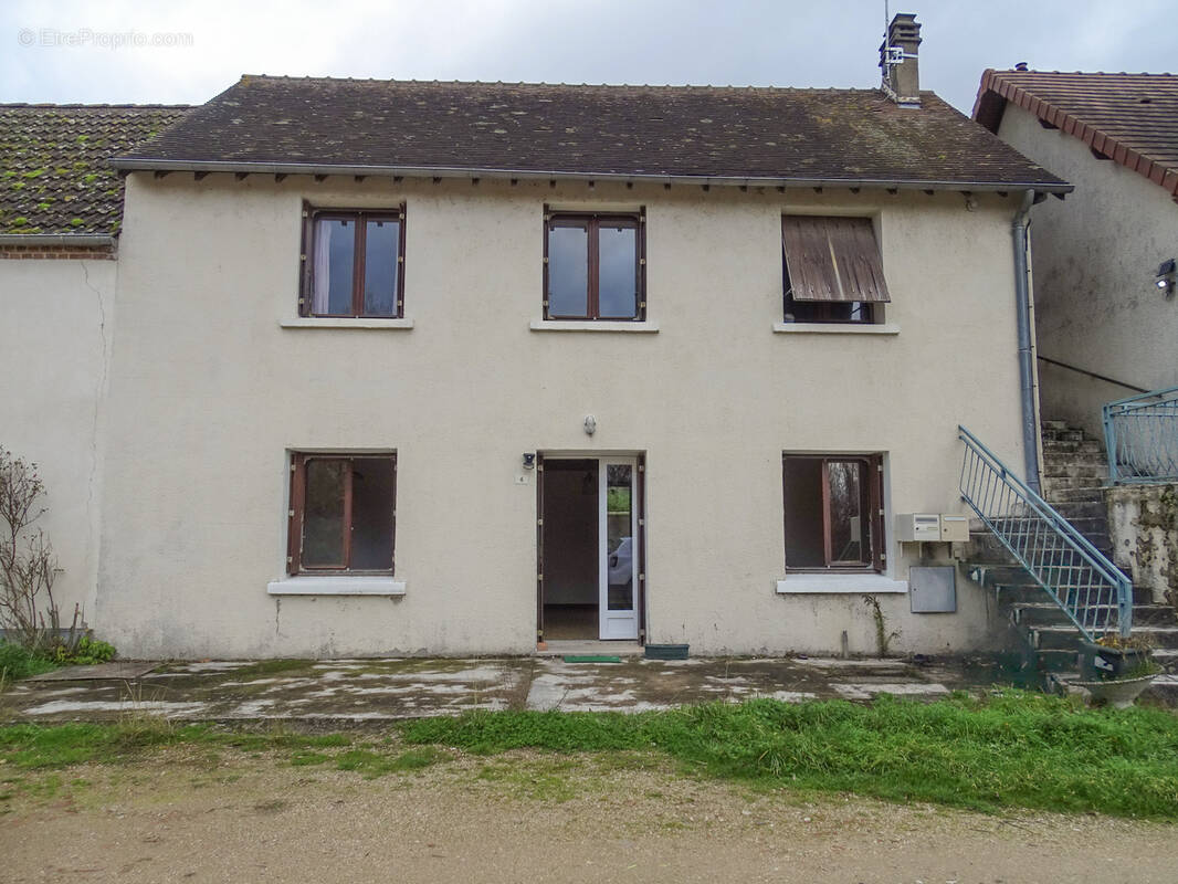 Appartement à MENNETOU-SUR-CHER