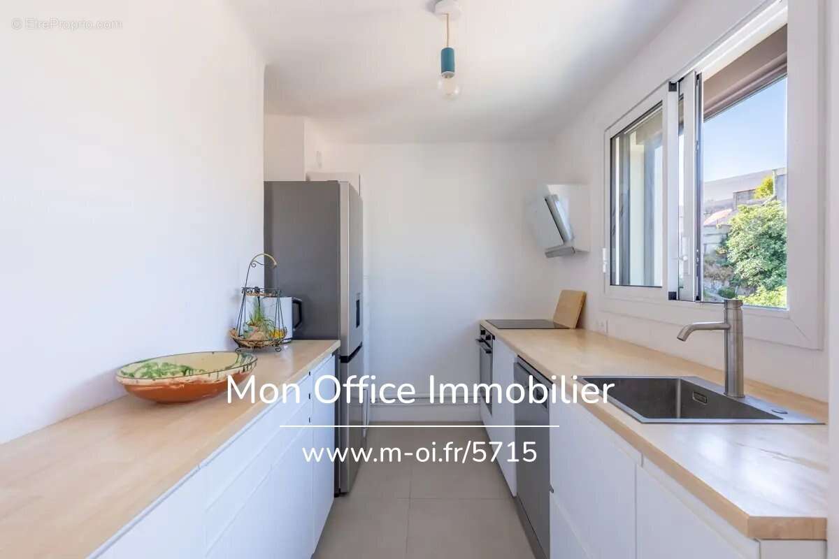 Appartement à MARSEILLE-7E